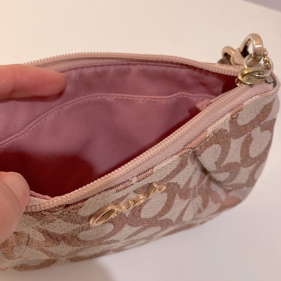 Coach Wristlet - Picture 7 of 8